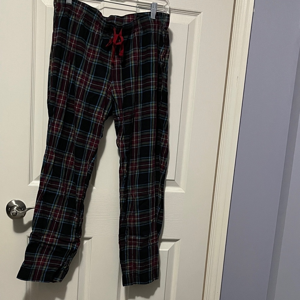 Women's Plaid Pajama Pants Black and Red Loungewear Cotton Barely Worn Pyjamas